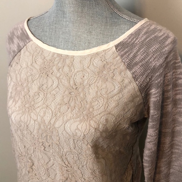 Kit and Sky Tan Lace & Dusty Pink Top Size Medium - Picture 3 of 8